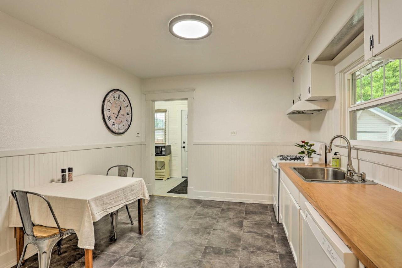 Pet-Friendly Baker City Escape With Private Yard! Zewnętrze zdjęcie